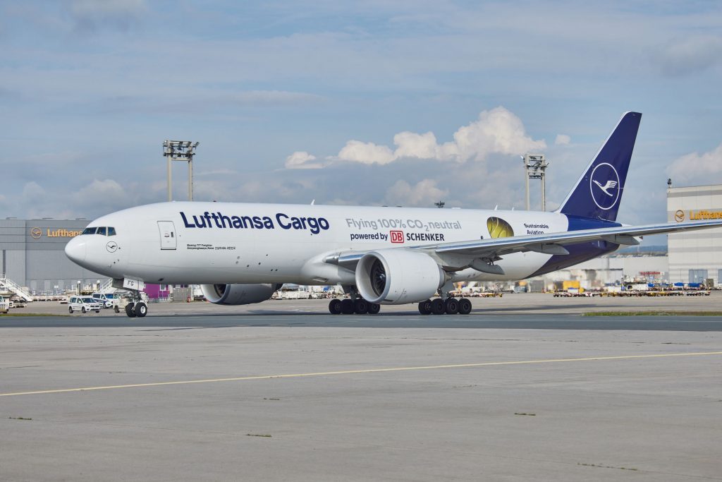 Joint aircraft branding_Credit Lufthansa Cargo